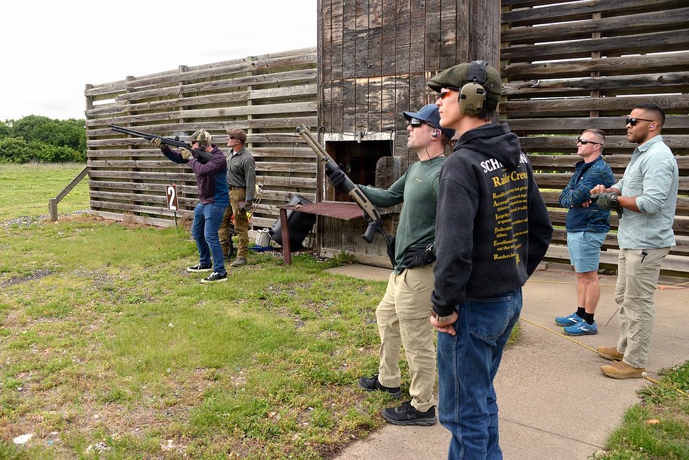 Fort Leavenworth SAMS students get hands-on counter-drone shotgun demo