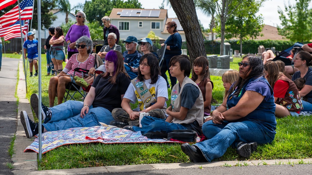 60th AMW visits Winters Cemetery for Memorial Day ceremony