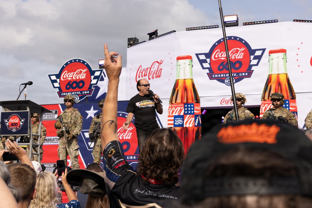 Lee Greenwood performs “God Bless the U.S.A.”