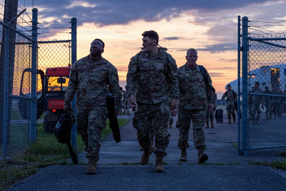 101st HHBN Soldiers return from Border Mission