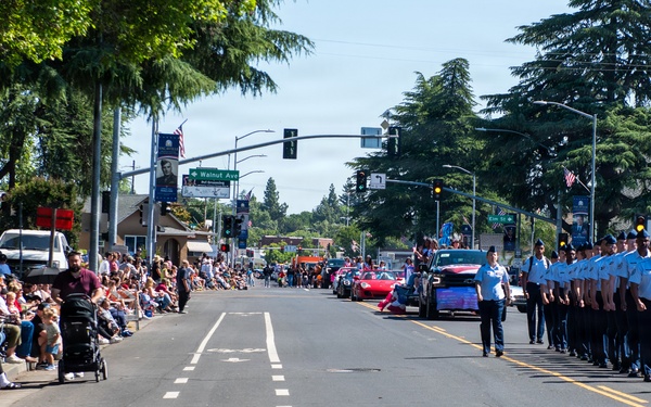 60th MXG participates in Vacaville Fiesta Days