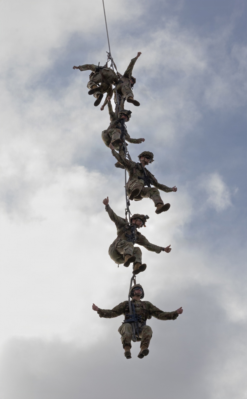 Soldiers Help Kick Off coca-Cola 600 Pre-Race Traditions