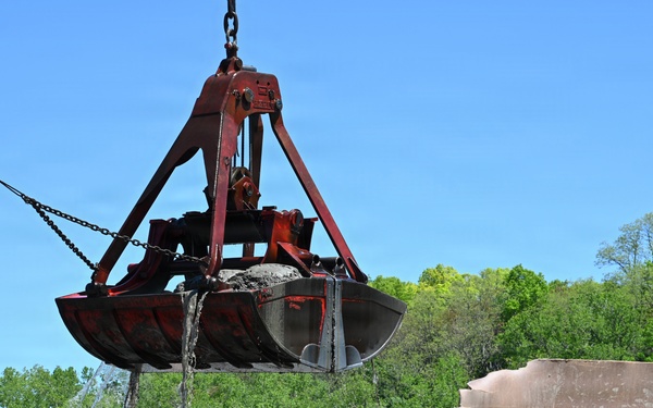 Rochester Harbor Dredging Operations Support Navigation