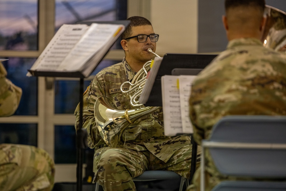101st HHBN Soldiers return from Border Mission