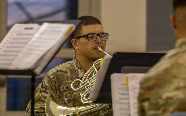 101st HHBN Soldiers return from Border Mission