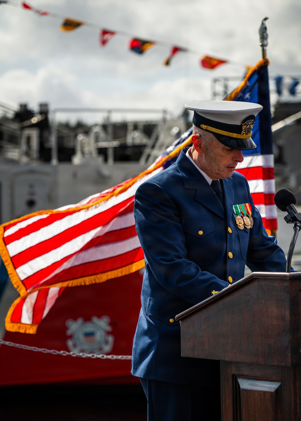 Coast Guard Cutter Earl Cunningham crew conducts Change of Command ceremony