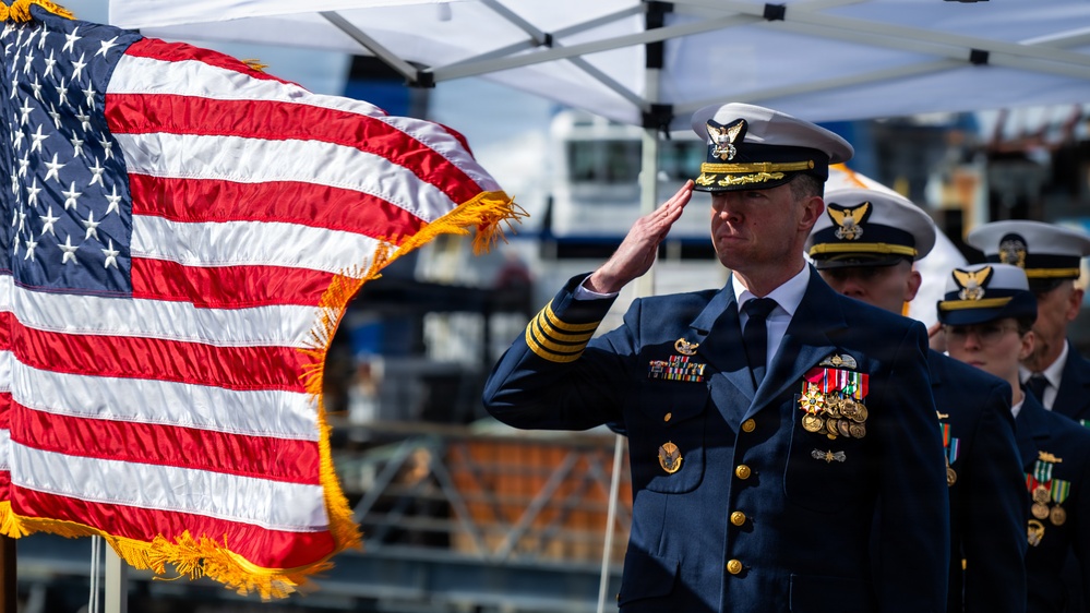 Coast Guard Cutter Earl Cunningham conducts Change of Command ceremony
