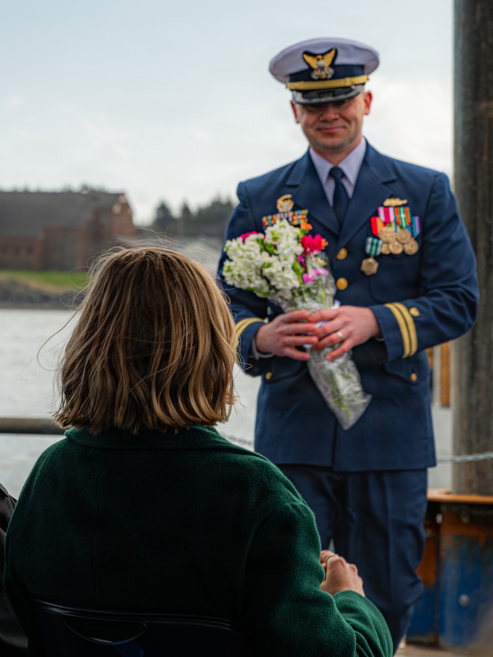 Coast Guard Cutter Earl Cunningham conducts Change of Command ceremony