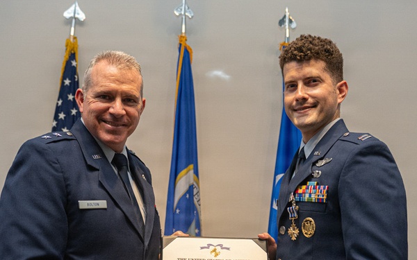 Airman Awarded Highest Flying Honor