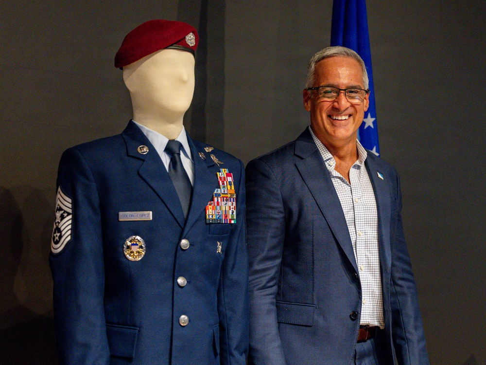 Where Leaders Are Made: Sheppard NCO Academy Dedicates Auditorium to SEAC 4 Colón‑López
