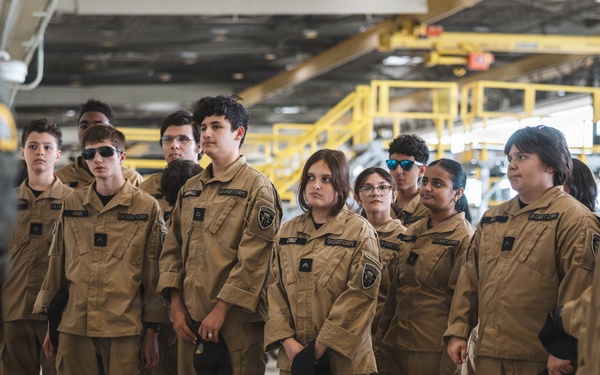 3rd MAW Hosts cadets from Palm Desert Charter Middle School