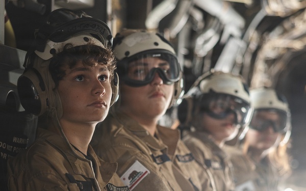 3rd MAW Hosts cadets from Palm Desert Charter Middle School