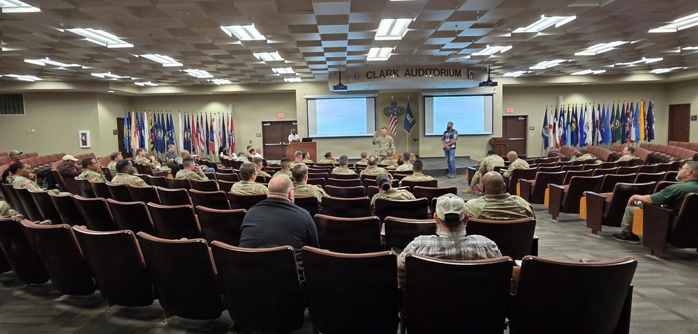Public Health briefs Soldiers on mold prevention at Barracks Stakeholder Meeting