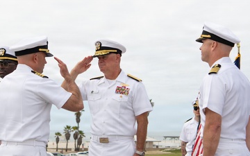 USS Somerset Changes Command