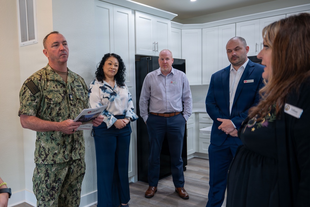 MCPON John Perryman Visits JEB Little Creek-Fort Story