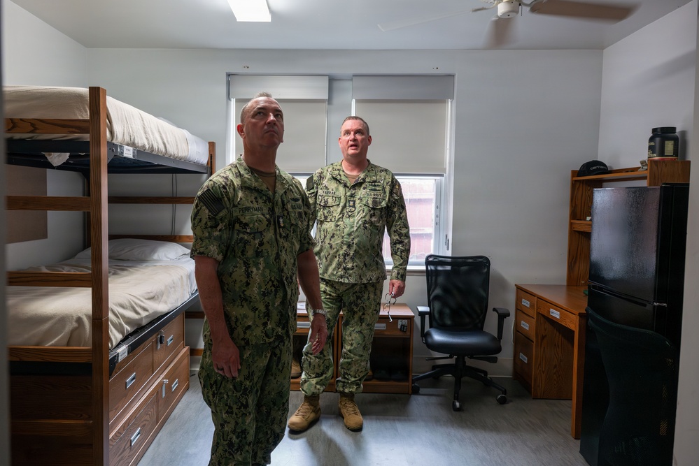 MCPON John Perryman Visits JEB Little Creek-Fort Story