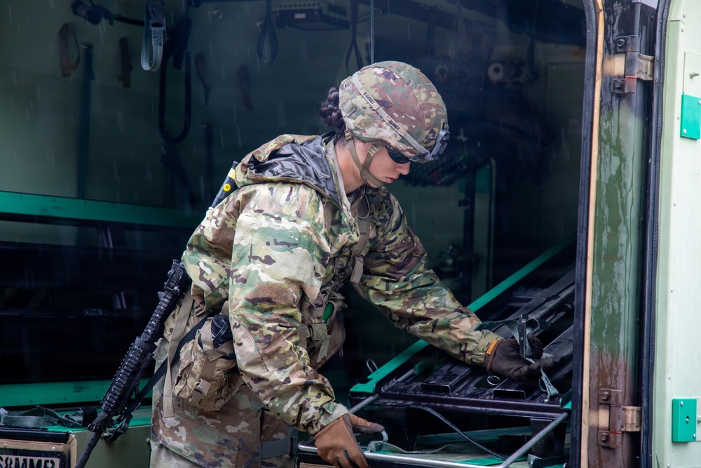Soldiers Participate in the EFMB portion During E3B Testing