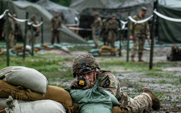 Soldiers conduct Combat Drills During E3B Testing