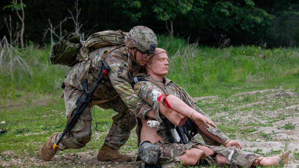 Soldiers Participate in the EFMB Training