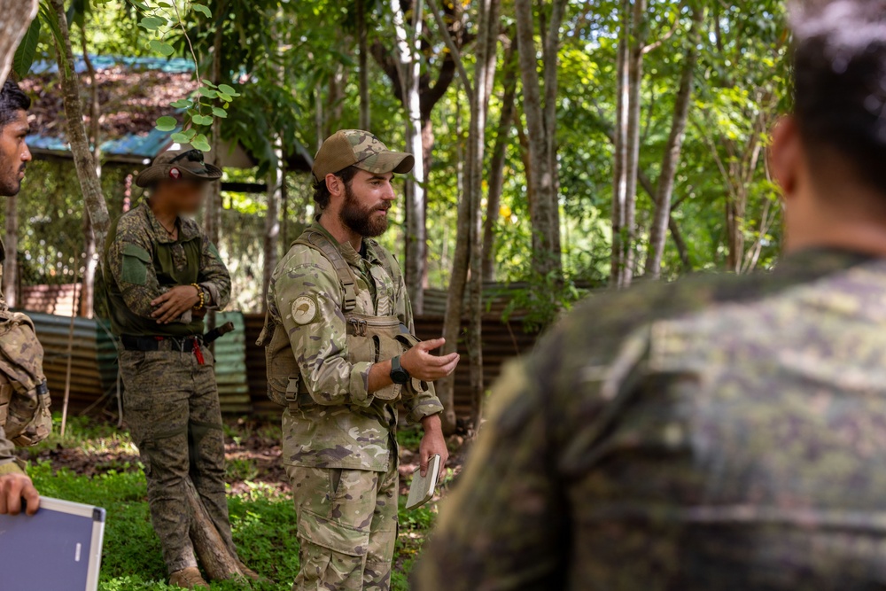 SALAKNIB 2026: Joint Jungle Tracking Course