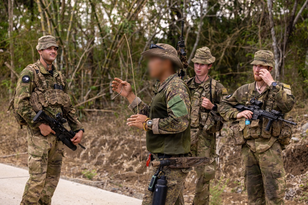 SALAKNIB 2026: Joint Jungle Tracking Course