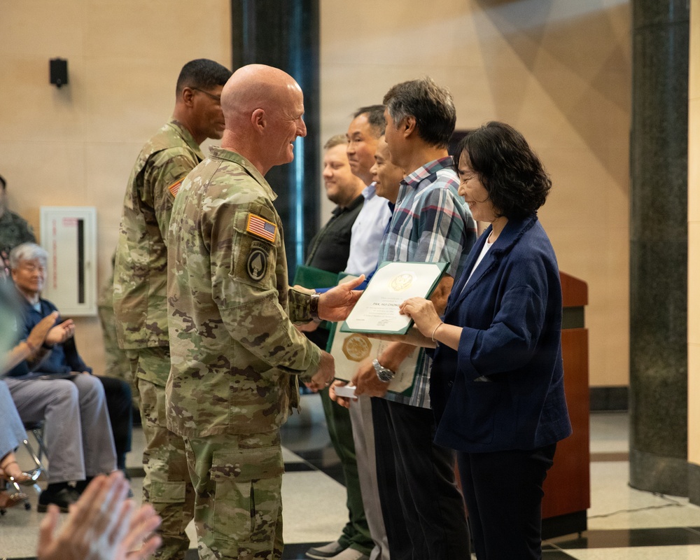 Eighth Army Civilian of the Quarter