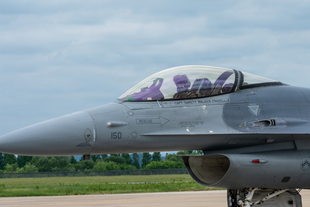51st FW deputy commander takes final flight