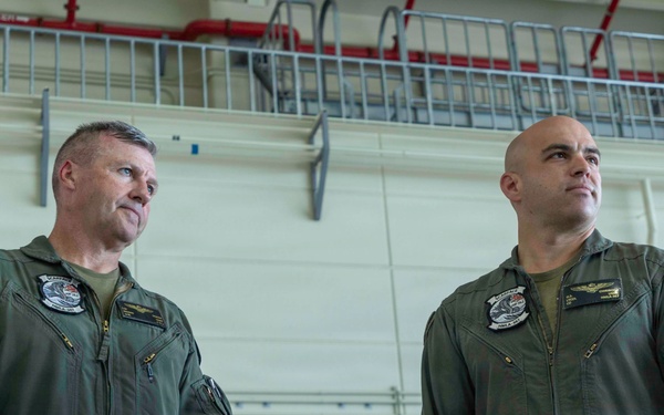 1st MAW commanding general welcomes HMLA-367 to Okinawa