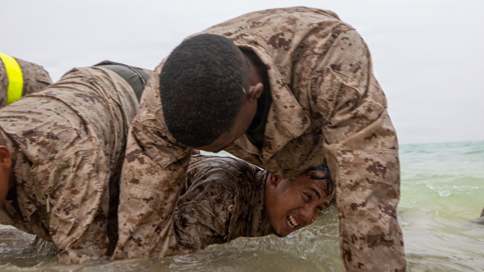 3rd Maintenance Battalion Conducts MCMAP Training on Torii Beach