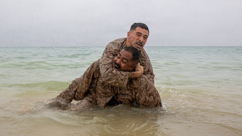3rd Maintenance Battalion Conducts MCMAP Training on Torii Beach