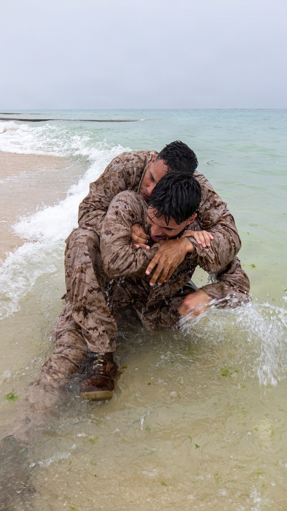 3rd Maintenance Battalion Conducts MCMAP Training on Torii Beach