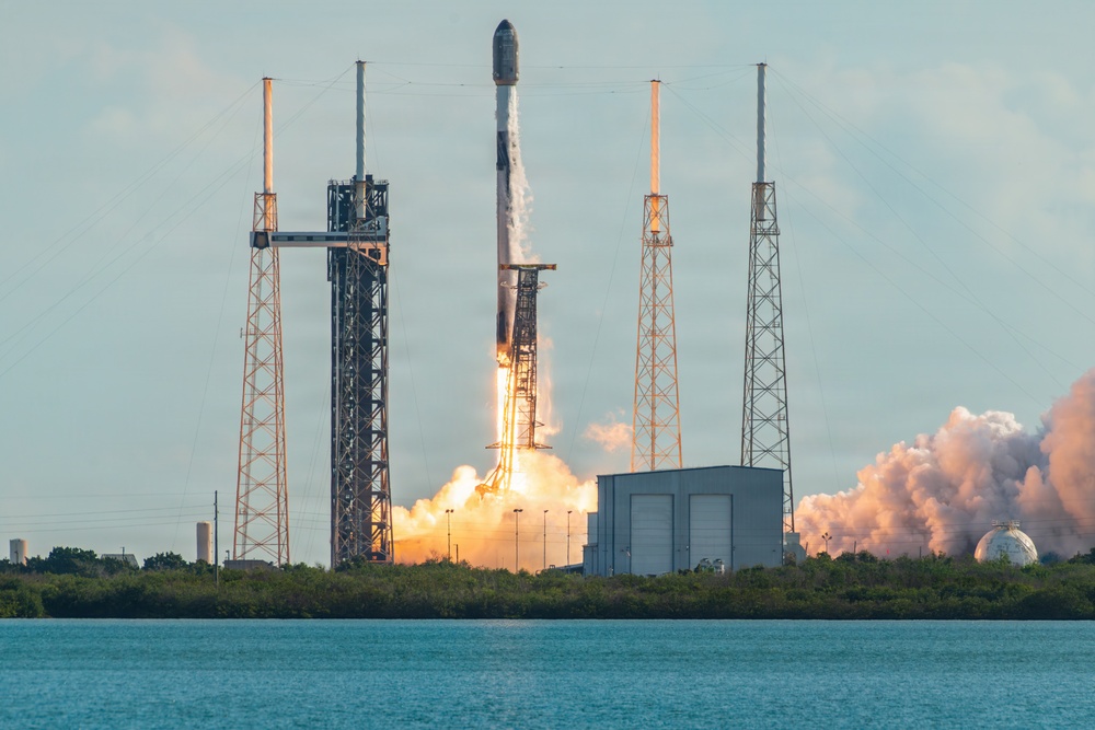Falcon 9 | Starlink 10-53 Launch