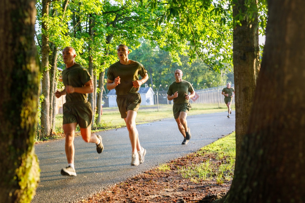 U.S. Marine Corps Officer Candidates with OCS conduct the Inventory PFT