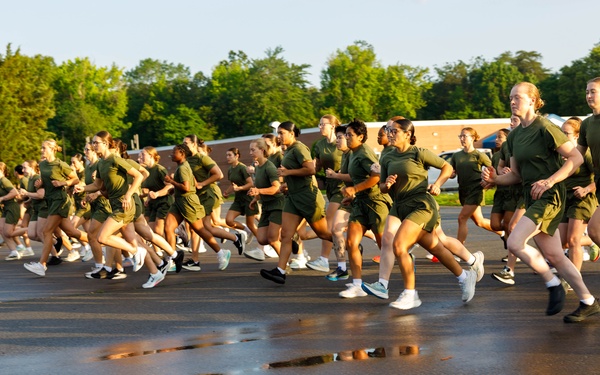 U.S. Marine Corps Officer Candidates with OCS conduct the Inventory PFT