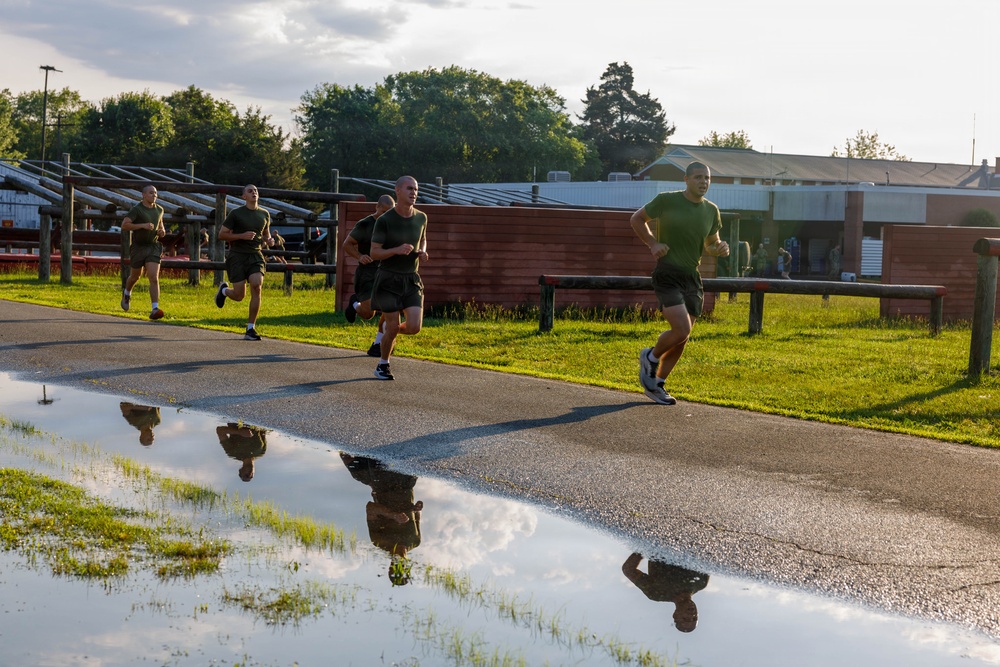 U.S. Marine Corps Officer Candidates with OCS conduct the Inventory PFT