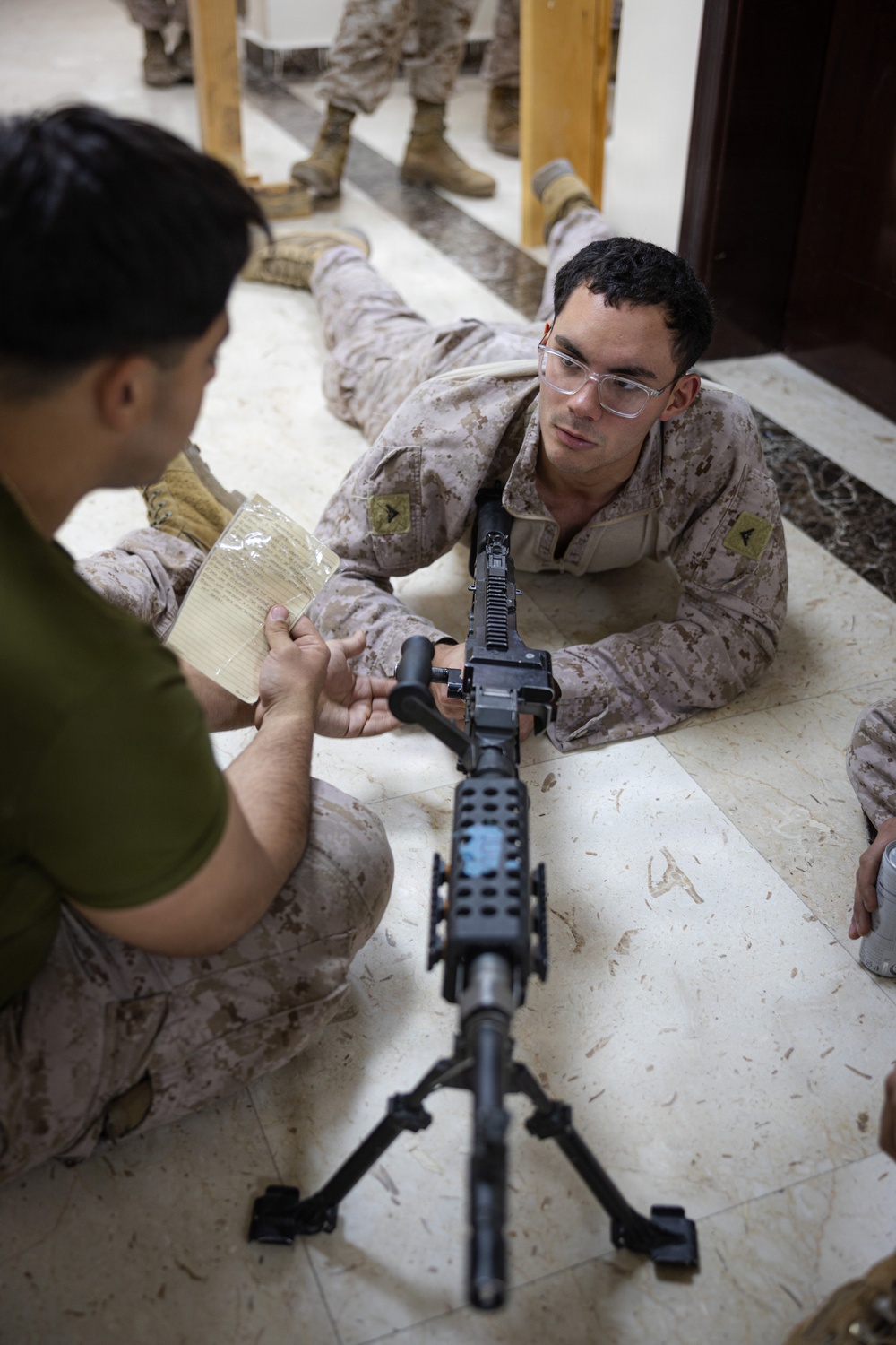 U.S. Marines conduct M240b performance evaluation checklist