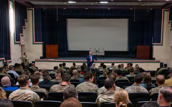 SAF/FM visits Hurlburt Field for AFSOC Financial Management Summit