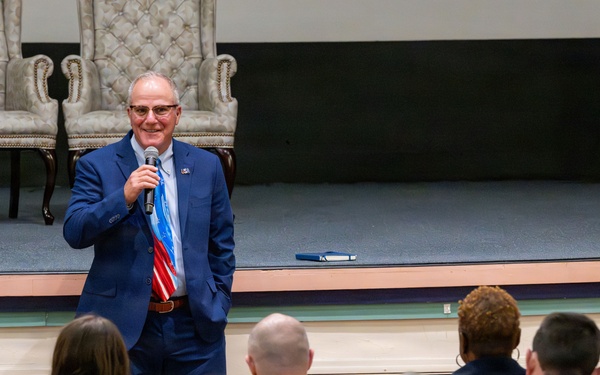SAF/FM visits Hurlburt Field for AFSOC Financial Management Summit
