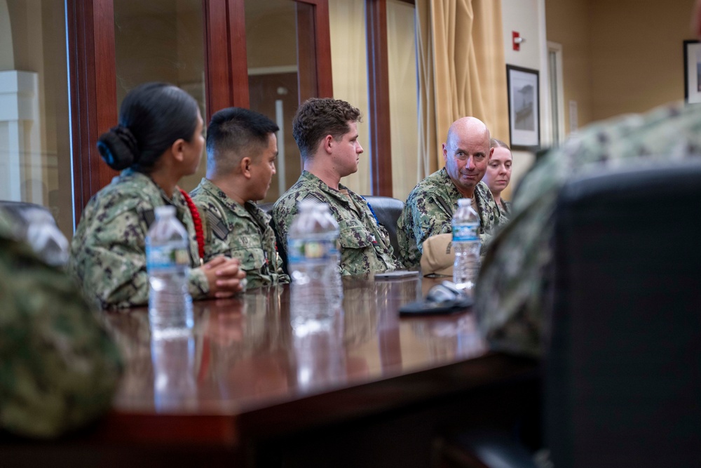 Adm. Kilby Visits Recruit Training Command