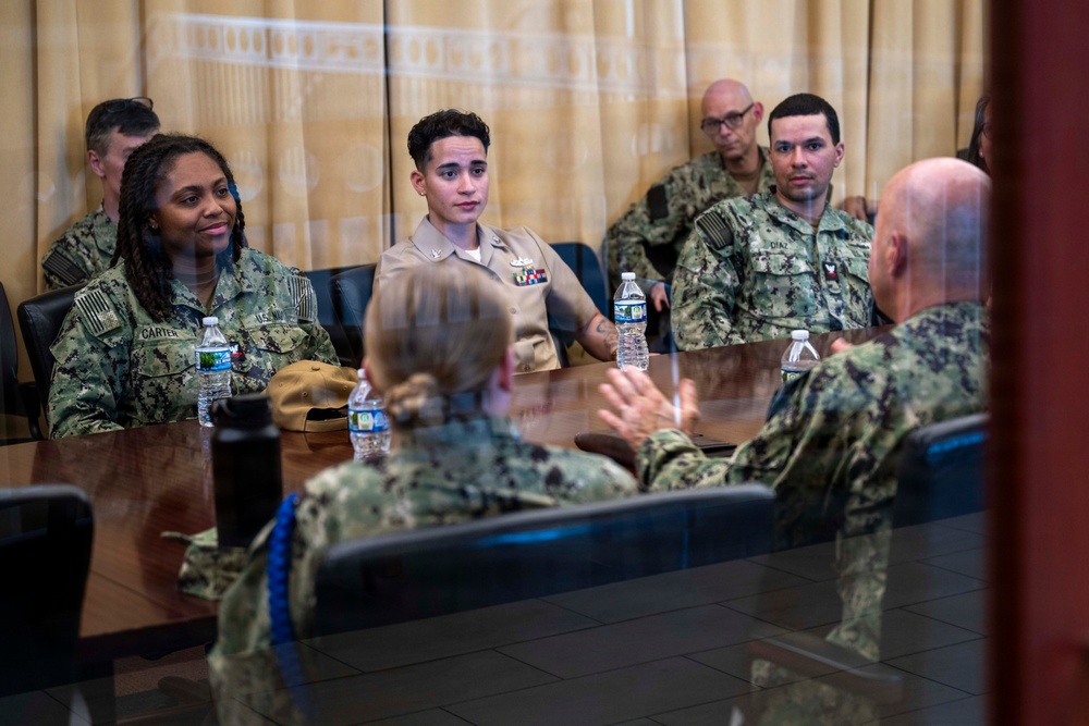 Adm. Kilby Visits Recruit Training Command