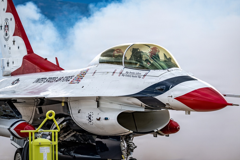 Thunderbirds Arrive for U.S. Air Force Academy Graduation Flyover