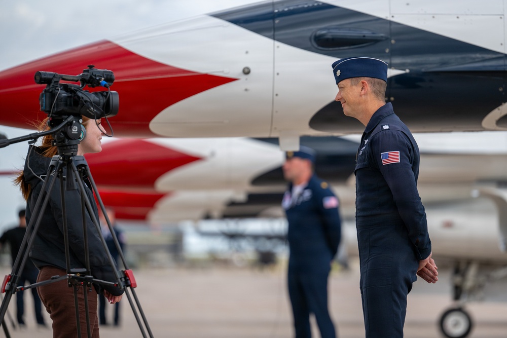 Thunderbirds Arrive for U.S. Air Force Academy Graduation Flyover