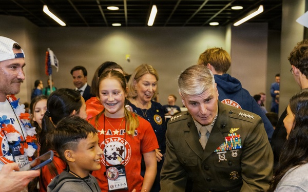 VCJCS Attends the 32nd Annual National Military Survivor Seminar hosted by TAPS