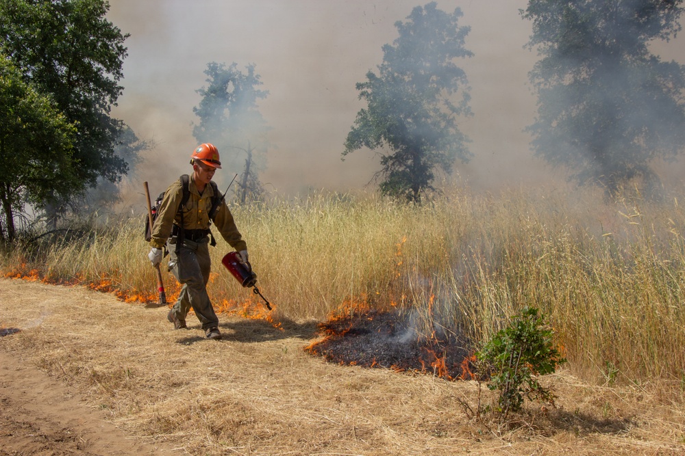 Red Bluff Recreation Area Prescribed and Cultural Burn