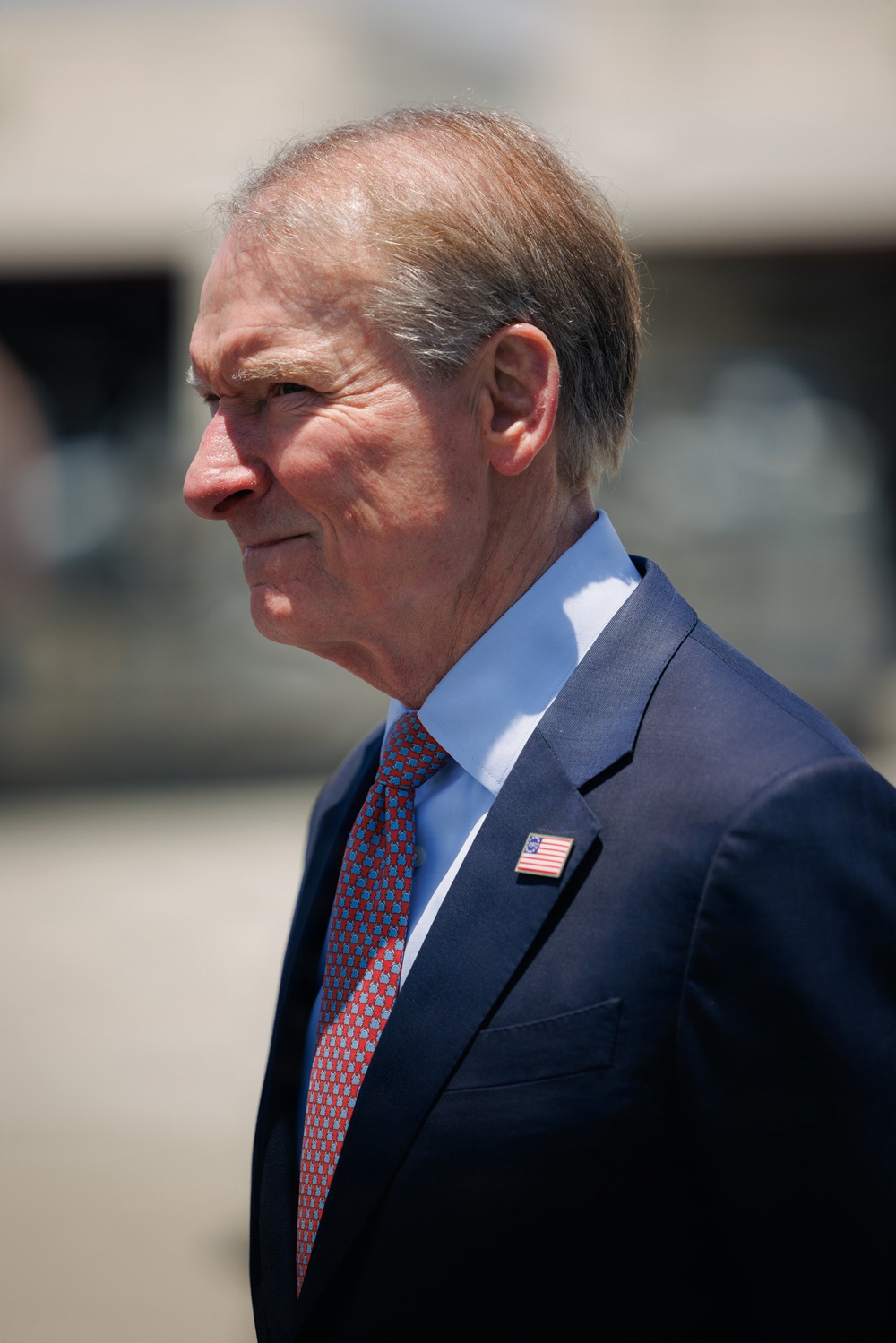 SEC Chairman Tours MCB Camp Pendleton