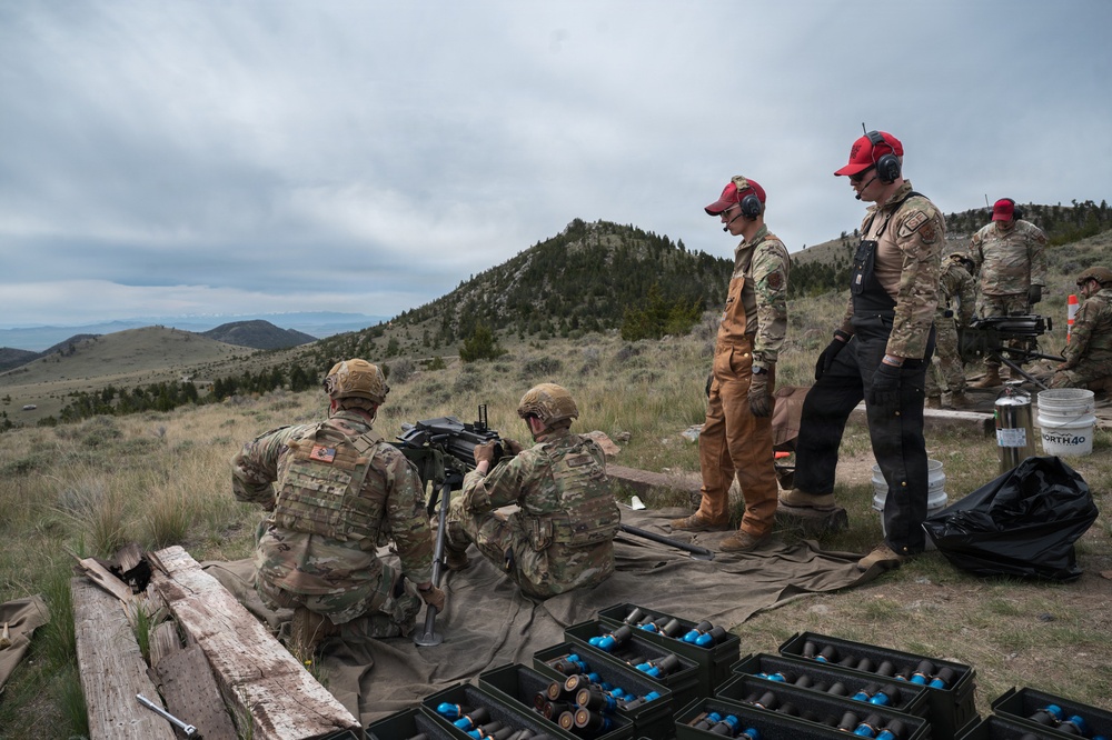 841 MSFS Airmen hone Mk 19 grenade launcher proficiency during live-fire training exercise