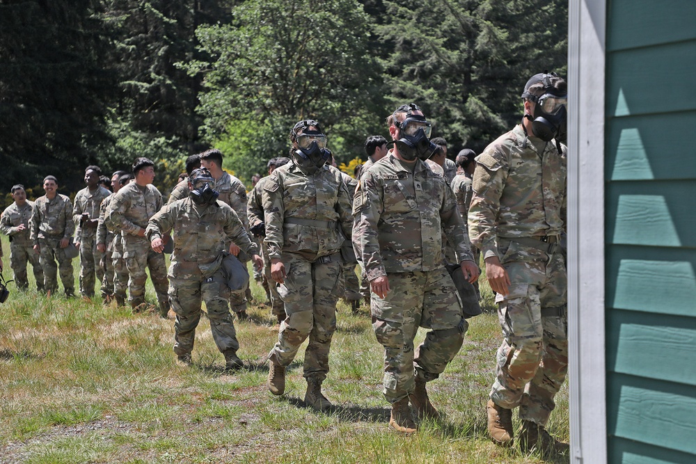 13th CSSB Soldiers Inhale Annual CBRN Training