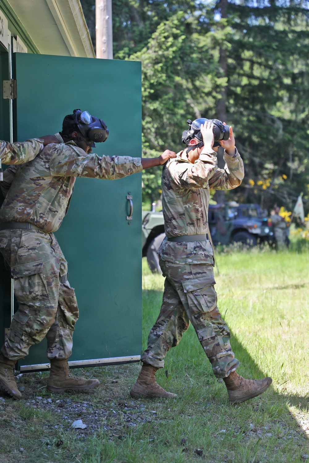 13th CSSB Soldiers Inhale Annual CBRN Training