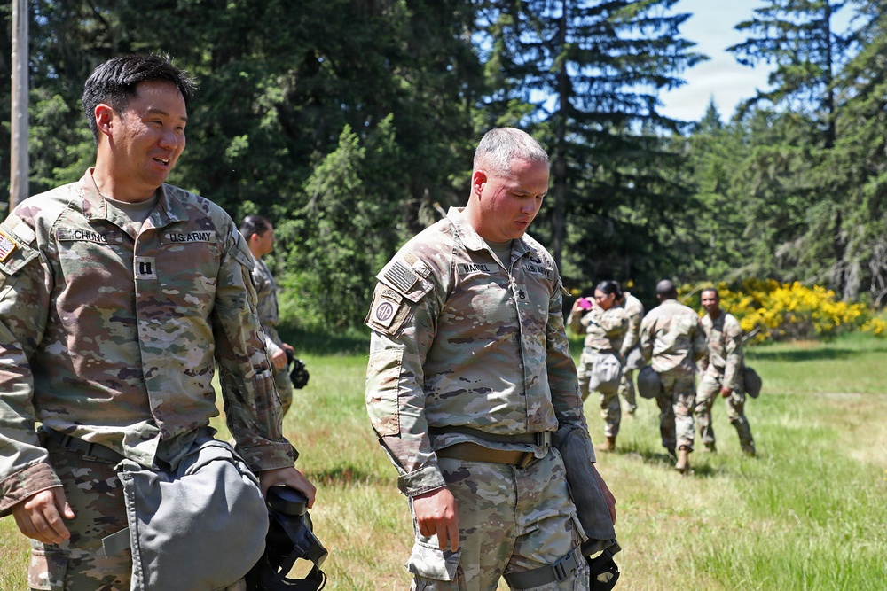 13th CSSB Soldiers Inhale Annual CBRN Training