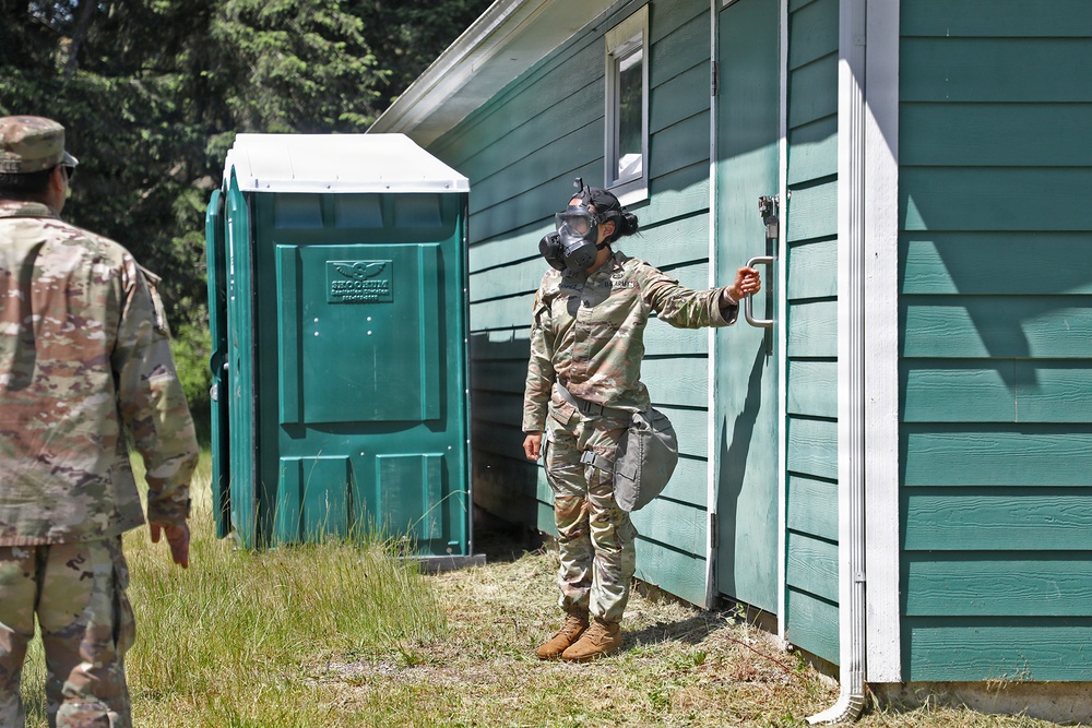 13th CSSB Soldiers Inhale Annual CBRN Training